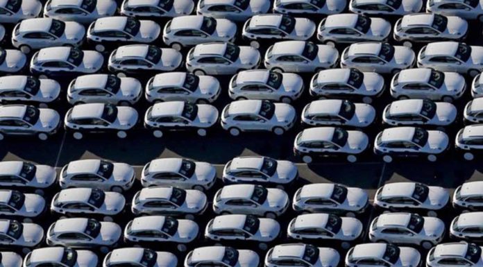 Competitività e occupazione, in arrivo sul mercato Ue auto elettriche low cost In Italia crescono le auto elettriche ma i grandi d’Europa restano lontani Competitività e occupazione, in arrivo sul mercato Ue auto elettriche low cost