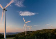 La transizione energetica globale arranca mentre i rischi geopolitici aumentano La transizione energetica globale arranca mentre i rischi geopolitici aumentano