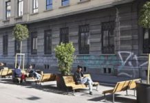 Milano, la piazza scolastica di via Sacchini diventa un’oasi verde Milano, la piazza scolastica di via Sacchini diventa un’oasi verde