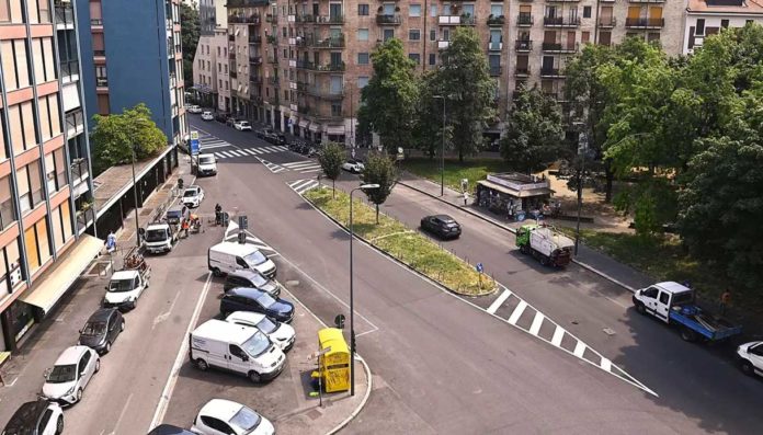 Milano piazza Imperatore Tito