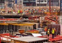 Piemonte, ordinanza contro il caldo estremo: stop al lavoro nelle ore più calde Piemonte ordinanza caldo estremo stop lavoro