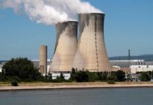 Caldo estremo, la Francia costretta a spegnere tre reattori nucleari Caldo estremo, la Francia costretta a spegnere tre reattori nucleari