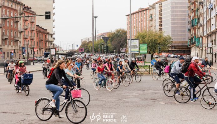@Fiab Torino Bike Pride Bike Pride crowdfunding