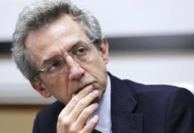 Crisi plastica, Manfredi: così rischiano di aumentare le tasse rifiuti Crisi plastica, Manfredi: così rischiano di aumentare le tasse rifiuti
