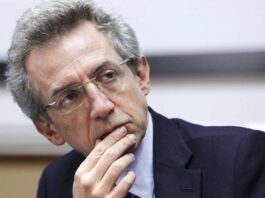 Crisi plastica, Anci: così rischiano di aumentare le tasse rifiuti Crisi plastica, Manfredi: così rischiano di aumentare le tasse rifiuti