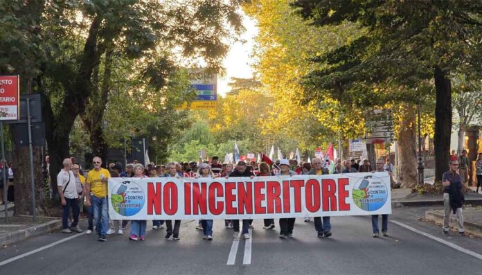 Inceneritore Santa Palomba- corteo dei comitati e ricorso sulle acque il 4 novembre Inceneritore Santa Palomba: corteo dei comitati e ricorso sulle acque il 4 novembre