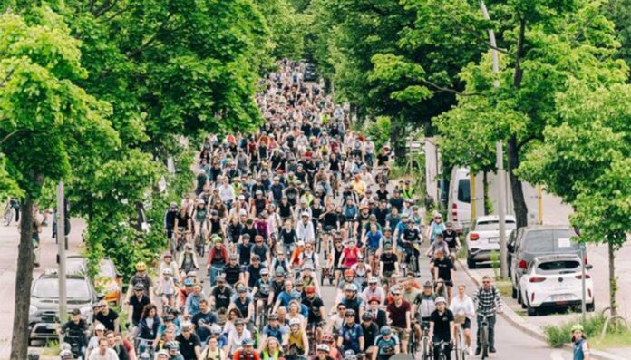 Manifestazioni dei ciclisti urbani, un ricordo su come è nato tutto questo Manifestazioni dei ciclisti urbani, un ricordo su come è nato tutto questo