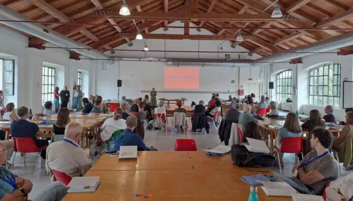 Milano, al via la quarta edizione dell’Assemblea dei cittadini sul clima Milano, al via la quarta edizione dell’Assemblea dei cittadini sul clima