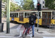 Milano, mobilità: crescono trasporto pubblico, bici e sharing Milano, mobilità 2025: crescono trasporto pubblico, bici e sharing
