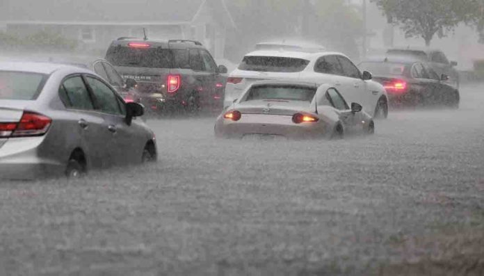 Rischio climatico Wwf Cresce costo disastri Rischio climatico Wwf Cresce costo disastri