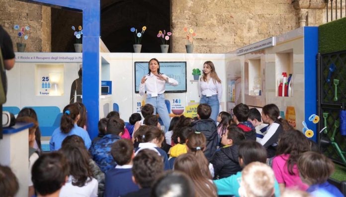 Scuola e raccolta differenziata, Corepla rilancia i progetti di educazione ambientale Scuola e raccolta differenziata, Corepla rilancia i progetti di educazione ambientale