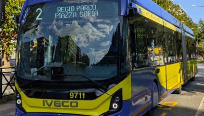 Torino, da ottobre la linea 2 diventa più veloce con i nuovi bus elettrici BRT