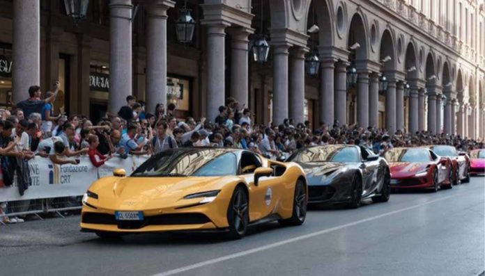 “Vietato contestare il Salone dell’auto”- Questura di Torino blocca biciclettata in centro “Vietato contestare il Salone dell’auto”: Questura di Torino blocca biciclettata in centro