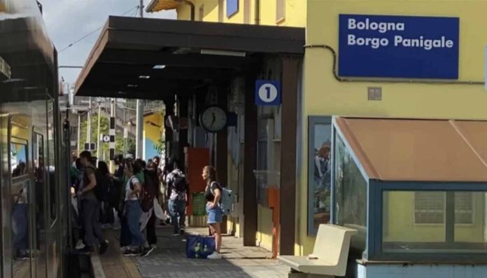 Bologna, cresce l’uso del treno in città: passeggeri in aumento del 28%