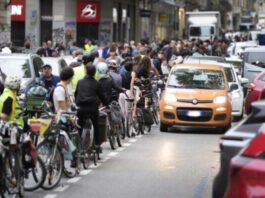 Controviali di corso Regina chiusi, la richiesta dei ciclisti al Sindaco di Torino Controviali di corso Regina chiusi, la richiesta dei ciclisti al Sindaco di Torino